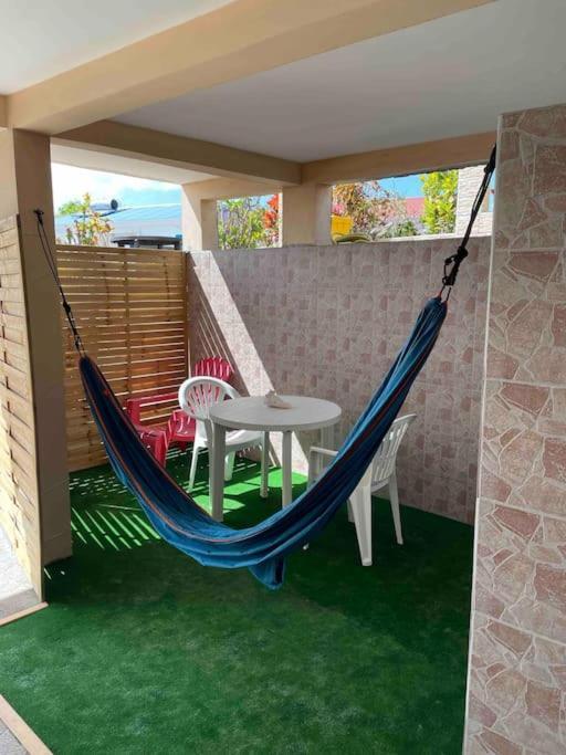 Ferienwohnung Studio « Ti Thon » Avec Vu Magnifique Sur La Montagne Du Vauclin Le Vauclin Exterior foto